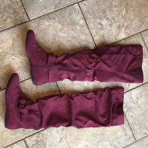 Over-the-knee Suede Boots